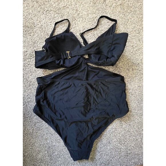 Ingrid And Isabel Maternity Swimsuit XL One Piece Black Adjustable EUC - Picture 5 of 10